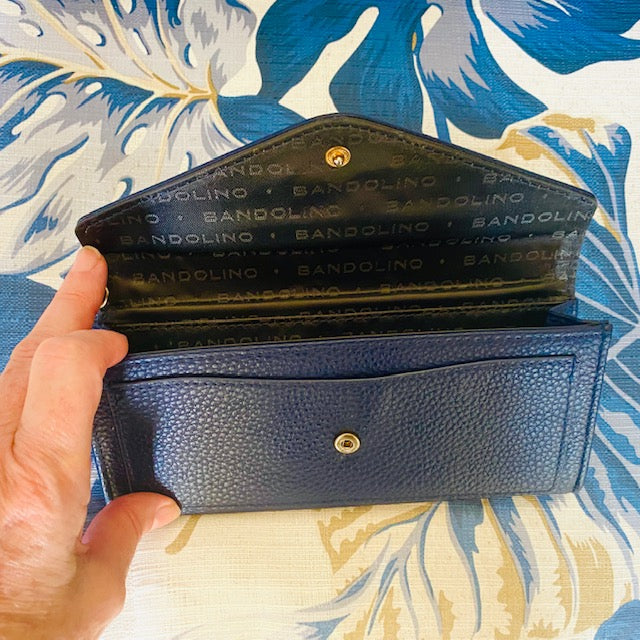 Bandolino Genuine Leather Navy Wallet